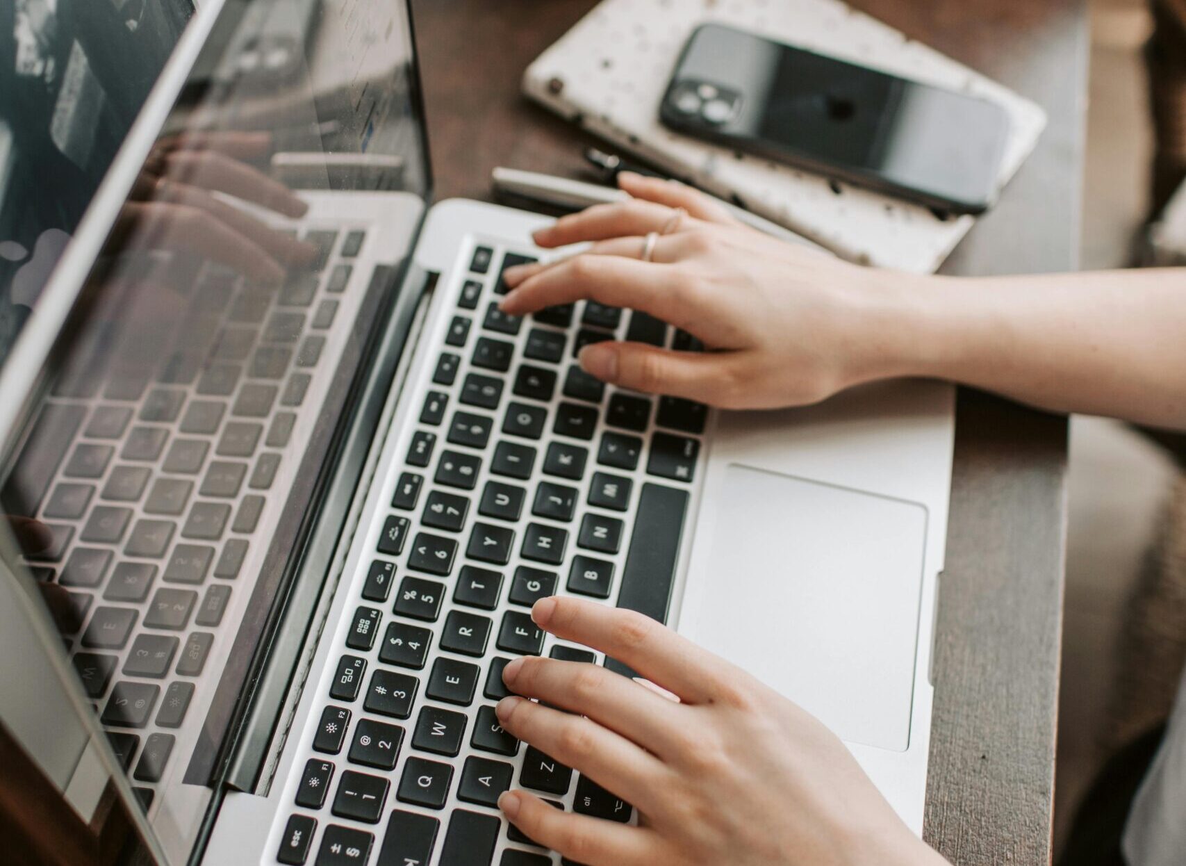¿Quieres aprender inglés? SENCE abre nuevos microcursos gratuitos para potenciar tus oportunidades laborales
